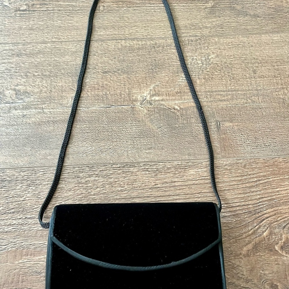 La Regale Elegant Black Velvet Women's Bag